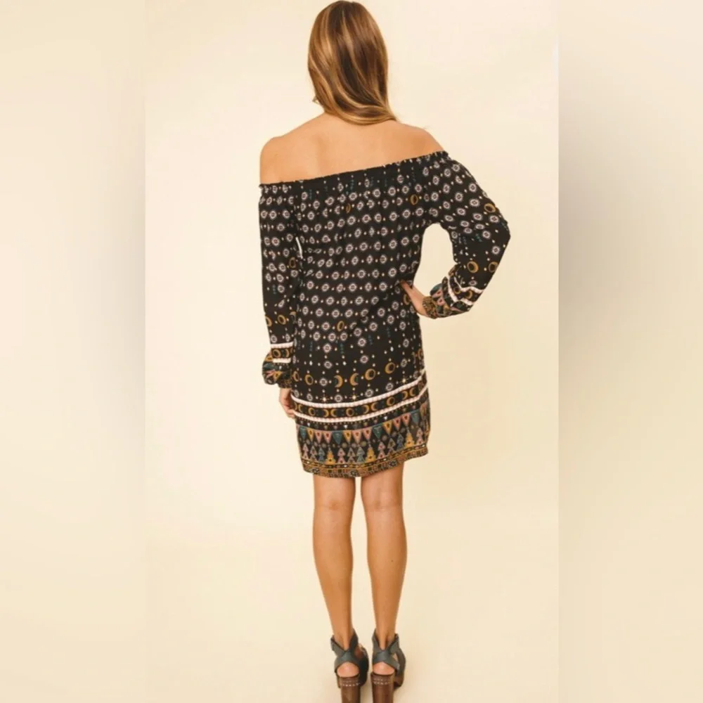 VGUC $136 Cleobella Dresden Off-the-Shoulder Dress with Tribal Print -size XS!